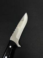 Couteau à lame fixe Jexa Jexa-HC-196 pour le camping et la chasse, bord partiellement dentelé, acier inoxydable, manche en micarta noir, durable