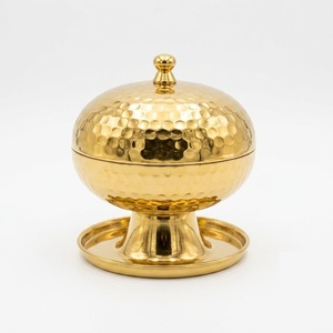 Cuenco de cobre artesanal para dátiles árabes con tapa y bandeja, plato de lujo martillado para servir, decoración para Ramadán y Eid, estilo turco vintage. - Product Image 3