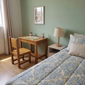 Ensemble de bureau et chaise pour enfants en bois de chêne massif, ensemble compact de table d'activités et d'étude pour enfants, meubles de salle de jeux en bois naturel - Product Image 2