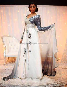 Nouveau modèle de style col ouvert avec tissu brillant et broderie sur le fond avec un style de ceinture fantastique - Product Image 1