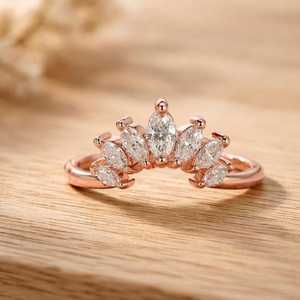 Bague de fiançailles en diamant de laboratoire taille marquise, or massif 10K 14K 18K, design de joaillerie fine, certifié IGI, couleur E VVS 0.43 carats - Product Image 2