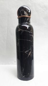 Juego de botella de cobre puro con estampado de mandala abstracto y dos vasos en caja de presentación para beber agua mineral saludable. - Product Image 2