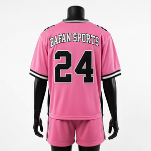 Conjunto de Camiseta y Pantalones Cortos de Fútbol para Mujer, 160 GSM, Malla de Poliéster Transpirable, Rosa y Negro, Panel en el Hombro, Logotipo Personalizado por Sublimación - Product Image 5