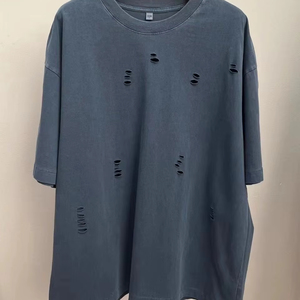 T-shirts Homme Oversize Distressed à Logo Personnalisé, Grammage Lourd, Coupe Courte, Populaires en Gros - Product Image 1