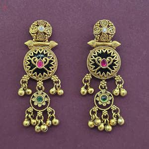 Mayoristas de Joyería Artesanal en India, Pendientes de Estilo Antiguo con Baño de Oro Mate 231707 - Product Image 4