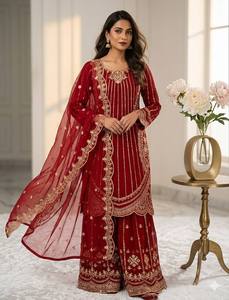 ชุดคุर्ตา ชาราร่า ปักลายสีดำและแดง พร้อมผ้าคลุมไหล่ |   ชุดสูทงานปักลายหนักสไตล์ชาติพันธุ์สำหรับผู้หญิง |   งานเลี้ยงแต่งงาน - Product Image 1