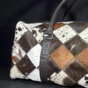 กระเป๋าเดินทางหนังวัวแท้สไตล์วินเทจ  กระเป๋าถือแบบดัฟเฟิลสำหรับวันหยุดสุดสัปดาห์  กระเป๋าเดินทางขึ้นเครื่องบิน  รับผลิตตามแบบ OEM รุ่น LHTB-0094 - Product Image 5