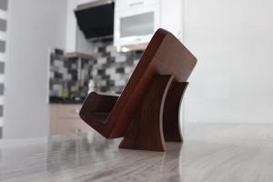 Support de livre de cuisine en bois personnalisé, porte-recettes gravé sur mesure, décoration de cuisine rustique, cadeau de fête des mères pour maman - Product Image 6