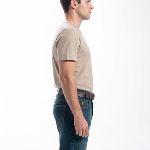 Jean en denim pour homme, taille haute, coupe droite, coupe classique, en coton mi-lourd, couleur unie, avec logo patché sur le devant, idéal pour l'automne - Product Image 3