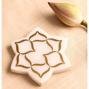 Sous-verres en marbre écologiques faits à la main, durables, lavables, finition naturelle avec motif étoile orientale - Product Image 1