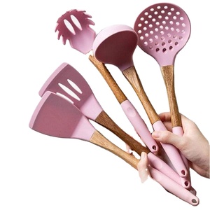 ESPÁTULA DE RESINA COCINA COMODIDAD Fábrica Cuchara de madera y resina Espátula Retenedor Utensilios de cocina Cuchara de cocina natural para el mejor - Product Image 2