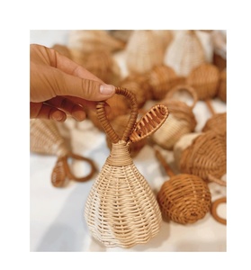 Ornement de gland de rotin d'artisanat d'usine/décoration suspendue en forme de boule de rotin brun pour l'événement de fête de cadeau en osier de Noël - Product Image 2