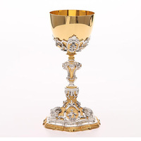 Calice doré de luxe avec intérieur doré, gobelet en laiton de style religieux haut de gamme pour la décoration de cérémonies, les fêtes et la dégustation de vin.