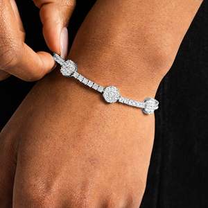 Pulsera de tenis de lujo para mujer, de plata 925 chapada en rodio, con moissanita de corte brillante, engaste pavé, diseño Peace, estilo Hiphop - Product Image 2