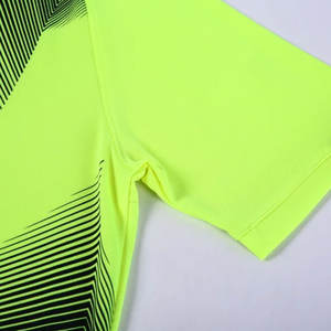 Uniforme de Fútbol de Poliéster Transpirable de Alta Calidad a Precio Económico, Diseño Personalizado Más Vendido, Tela Suave para Venta en Línea - Product Image 3