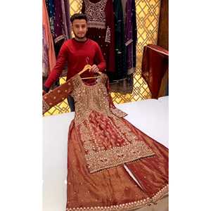 Conjunto Elegante de Fiesta para Mujer en Seda Banarasi Pura y Suave, Incluye Top, Pantalones Palazzo y Dupatta - Product Image 6