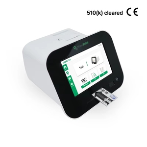 Analyseur FREND 2.0 nanoentek, dispositif POCT pour tests rapides et quantitatifs en milieu hospitalier et clinique, immunoessai chimiluminescent portable. - Product Image 4