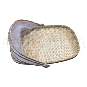 Panier de service rectangulaire en bambou tressé à la main avec couvercle en filet, plateau naturel pour usage intérieur/extérieur, pique-nique et table. - Product Image 6