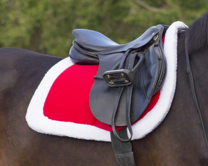 Tapis de Selle Équestre Premium Confortable en Mousse Lisse pour Dressage, Chaud et Doux, Personnalisation du Fourrure Acceptée, Tissu Satiné - Product Image 1