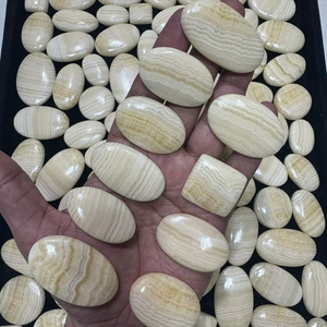 Cabujón de Ágata Amarilla Natural |   Lote de Gemas Sueltas de Alta Calidad en Diversas Formas y Tamaños para la Fabricación de Joyas, para Compradores de EE. UU. - Product Image 1