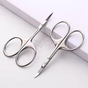 Tijeras Profesionales Curvas de Acero Inoxidable para Cutículas con Punta Extra Afilada para Eliminar Piel Muerta, Estilo Ruso - Product Image 2