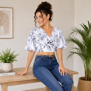 Blusa Corta Informal de Verano para Mujer, Personalizada, con Estampado Floral, Mezcla de Algodón, Cómoda, Cuello en V, Manga Corta, OEM ODM, con Bolsillos y Volantes - Product Image 6