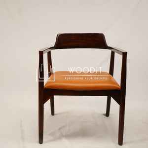 เก้าอี้ทานอาหารทันสมัยหุ้มหนังแท้ ขาไม้เนื้อแข็ง ทนทาน ปรับแต่งได้ เหมาะสำหรับร้านอาหาร คาเฟ่ บาร์ และโรงแรม - Product Image 2