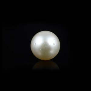 Handcrafted 13.55 Carat AAAA Loose Pearl Gemstone for Fine Jewelry Making - Product Image 1