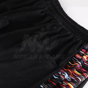 Uniforme de basket-ball durable pour hommes avec short en jersey confortable, vêtements de sport légers et respirants, idéal pour les entraînements d'équipe - Product Image 3