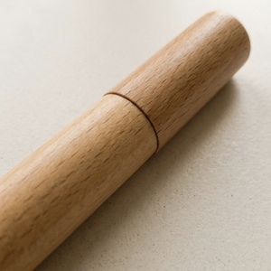 Soportes de madera para miswak, estuche de sewak natural de alta calidad, accesorios islámicos para el cuidado bucal a precios de mayoreo desde Pakistán. - Product Image 2