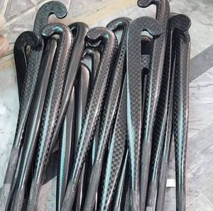 Bâtons de hockey sur gazon 100% carbone pour gardien de but et junior, intérieur/extérieur, fabriqués par Eoin Winston Sports pour l'entraînement, les matchs et le divertissement - Product Image 1