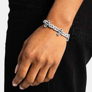 สร้อยข้อมือแบบ Iced Out Cross Link เงินแท้ 925 ชุบโรเดียม ประดับคริสตัล สไตล์ฮิปฮอป สำหรับทุกเพศ ใส่ได้ทุกวัน - Product Image 1