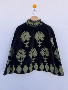 Veste d'hiver en coton respirant brodée de fleurs Suzani en velours fait main |   Col montant chic au design bohème - Product Image 3