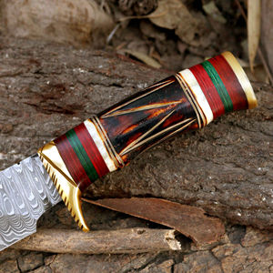 Couteau de chasse artisanal en acier Damas avec manche décoratif gravé, lame fixe, pour activités de plein air et camping, fournisseur en gros - Product Image 2