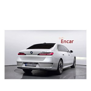 BMW Série 7 740i SDrive Design Octobre 2023 Pure Excellence avec Volant à Gauche et Boîte Automatique 64 229 km - Product Image 2