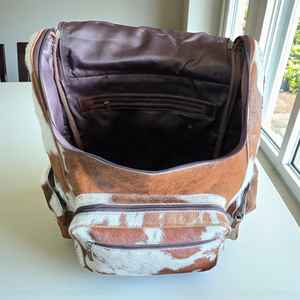 Sac à dos vintage en cuir de vachette avec fermeture éclair, multifonction, grande capacité, unisexe, pour ordinateur portable et voyage HNBP-0040 - Product Image 5