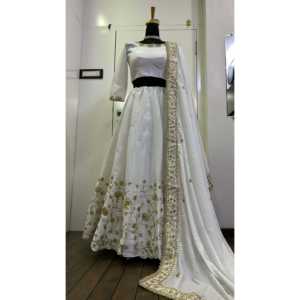 Lehenga Choli con Bordado de Zari y Lentejuelas, Ropa de Fiesta, Ropa India y Pakistaní - Product Image 4