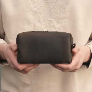 Custom Vintage Style Genuine Leather <b>Toiletry</b> <b>Bag</b> <b>Travel</b> Dopp Kit Men Waterproof Shaving Wash Organizer <b>Bag</b> LYG-0204 - Product Image 3