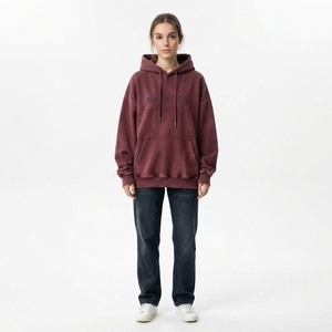 Sudadera con Capucha Extra Grande para Mujer, Color Borgoña, Estilo Acid Wash, con Bolsillo Canguro y Logotipo Personalizado - Product Image 1