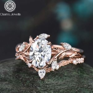 Bague de fiançailles en or rose pour femme Charm_Jewells, moissanite taille coussin, motif floral, sertissage à griffes, classique, certifiée IGI, 3 grammes - Product Image 4