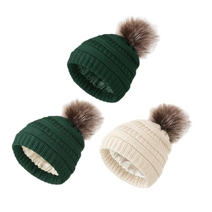 Gorros de Invierno de Alta Calidad en Oferta, Gorros Tejidos con Diseño de Etiqueta Personalizada, Gorros de Invierno con Personalización Disponible - Product Image 3