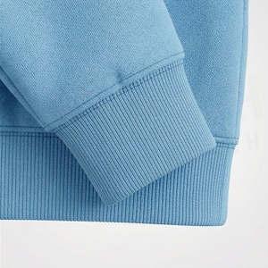 Pull à capuche tricoté coloré pour femme – Vêtement d'hiver haut de gamme et tendance pour femme - Product Image 6