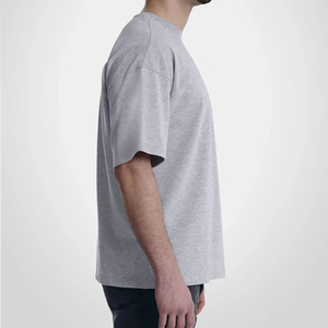 Camiseta de cuello redondo extragrande de nueva llegada, estilo urbano, de algodón grueso, corte holgado, informal y a la moda para hombre. - Product Image 2