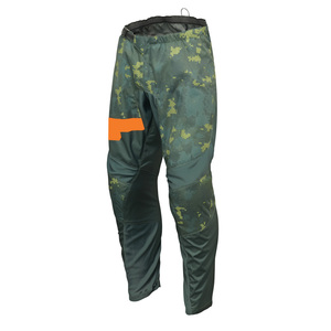 กางเกงขี่มอเตอร์ไซค์แบบยูนิเซ็กซ์ ปักลายได้ตามสั่ง กางเกงแข่งรถมอเตอร์ไซค์ ผลิตแบบ OEM ODM ผู้ผลิตและส่งออกจากปากีสถาน สำหรับฤดูร้อนและฤดูหนาว - Product Image 1
