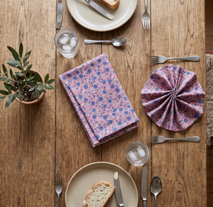 Serviettes carrées en coton 100% faites à la main, imprimées au bloc, de luxe, réutilisables, écologiques, à motifs floraux, pour la décoration de table de style farmhouse. - Product Image 5