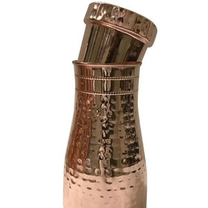 Carafe à eau en cuivre pur de haute qualité, design unique pour la maison et la restauration, pour théières et bouilloires en métal - Product Image 1