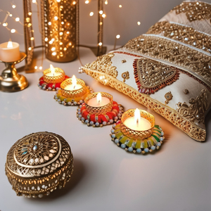 จานฮัลดี คุมคุม อินเดีย ทำมือ ดีไซน์หรูหรา พร้อมพู่ห้อย สำหรับตกแต่งบ้าน งานชากุน ดีวาลี บายดูจ งานแต่งงาน และเทศกาลต่างๆ เหมาะสำหรับเป็นของขวัญ - Product Image 4