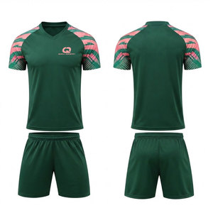 Uniforme de football court pour adulte personnalisable, respirant, de haute qualité, 100 % polyester, imprimé par transfert thermique, commande en gros disponible - Product Image 2