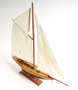 Modelo de velero pequeño Pen Duick hecho a mano, decoración náutica para hotel, oficina, hogar y regalo - Contacto para venta al por mayor - Product Image 1