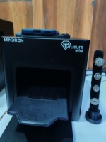Le Trusure Mini est une machine portable d'authentification des diamants conçue pour une détection rapide et précise des diamants CVD et HPHT.